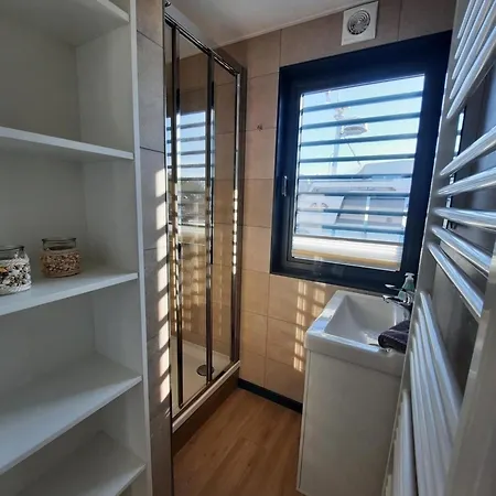 Hausboot Marama - Lp10 بوتيل بيناموندا